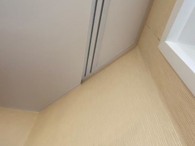 Натяжные потолки в коридоре и кухне (24.1 м²) 